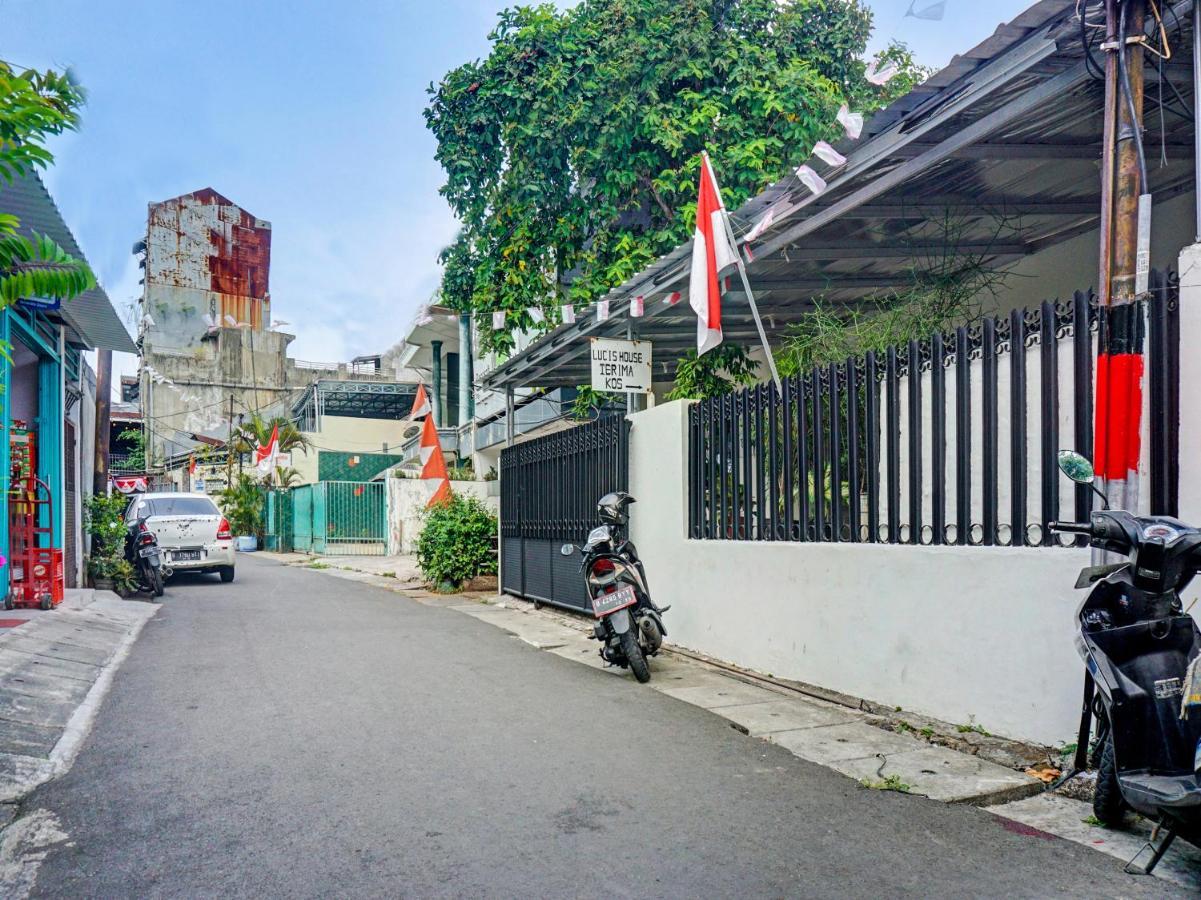 Oyo 91658 Luci'S House Ξενοδοχείο Τζακάρτα Εξωτερικό φωτογραφία