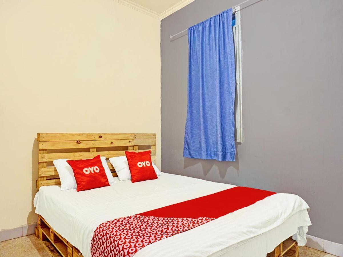 Oyo 91658 Luci'S House Ξενοδοχείο Τζακάρτα Εξωτερικό φωτογραφία