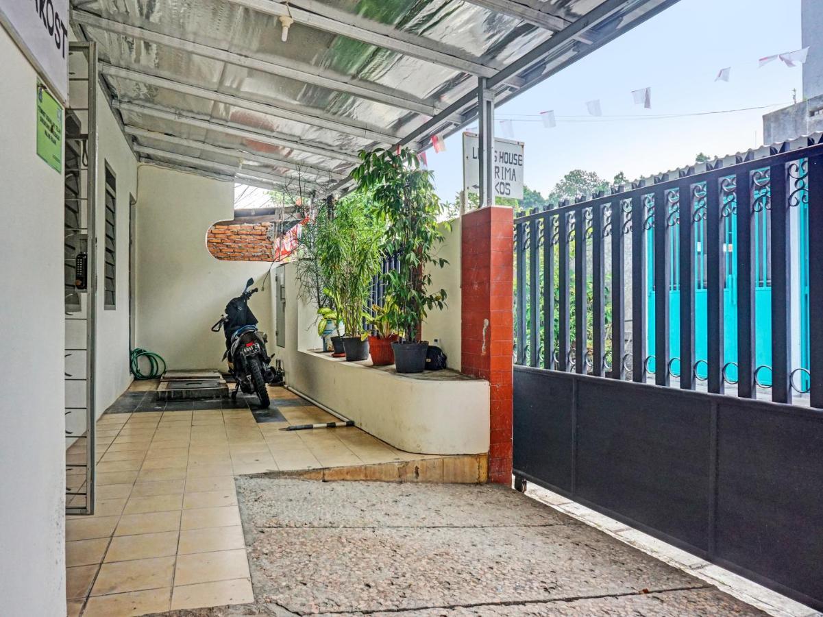 Oyo 91658 Luci'S House Ξενοδοχείο Τζακάρτα Εξωτερικό φωτογραφία