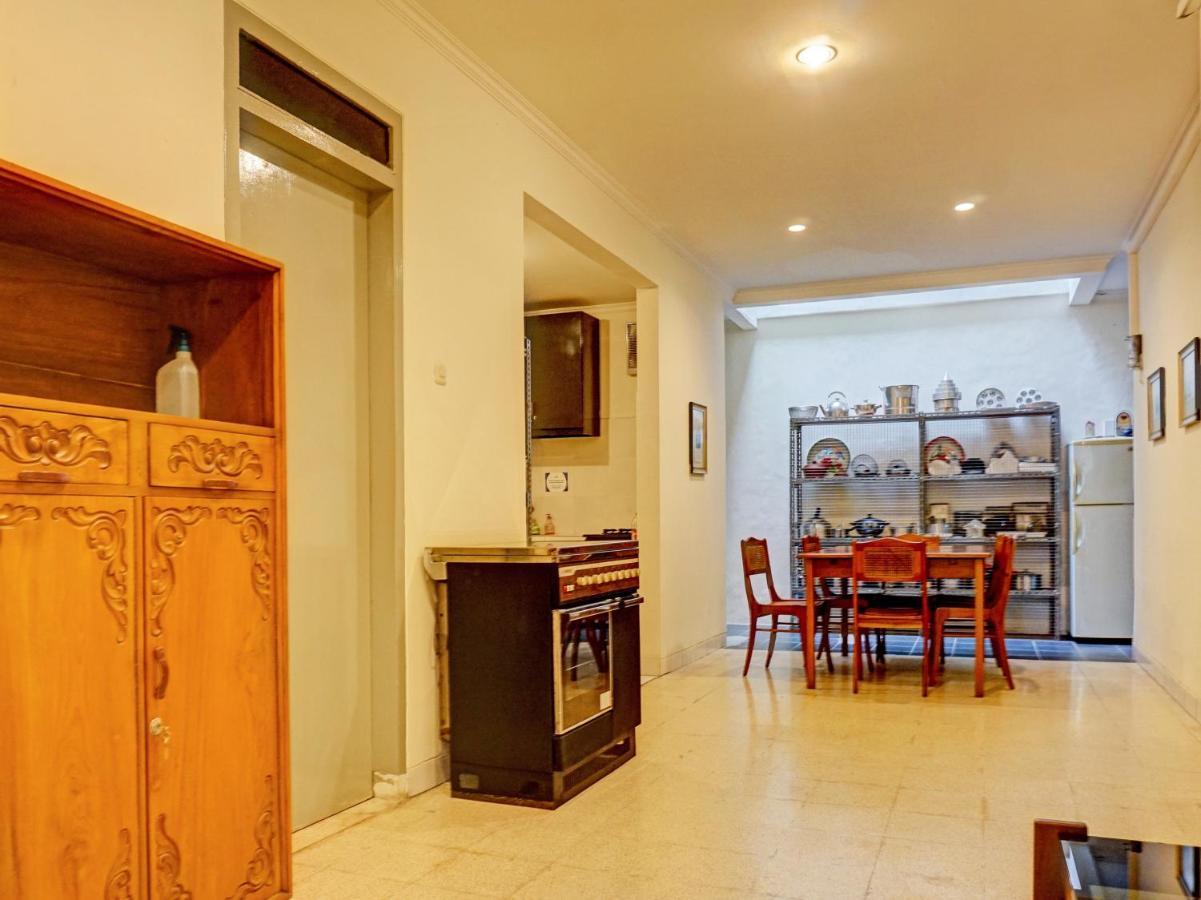 Oyo 91658 Luci'S House Ξενοδοχείο Τζακάρτα Εξωτερικό φωτογραφία