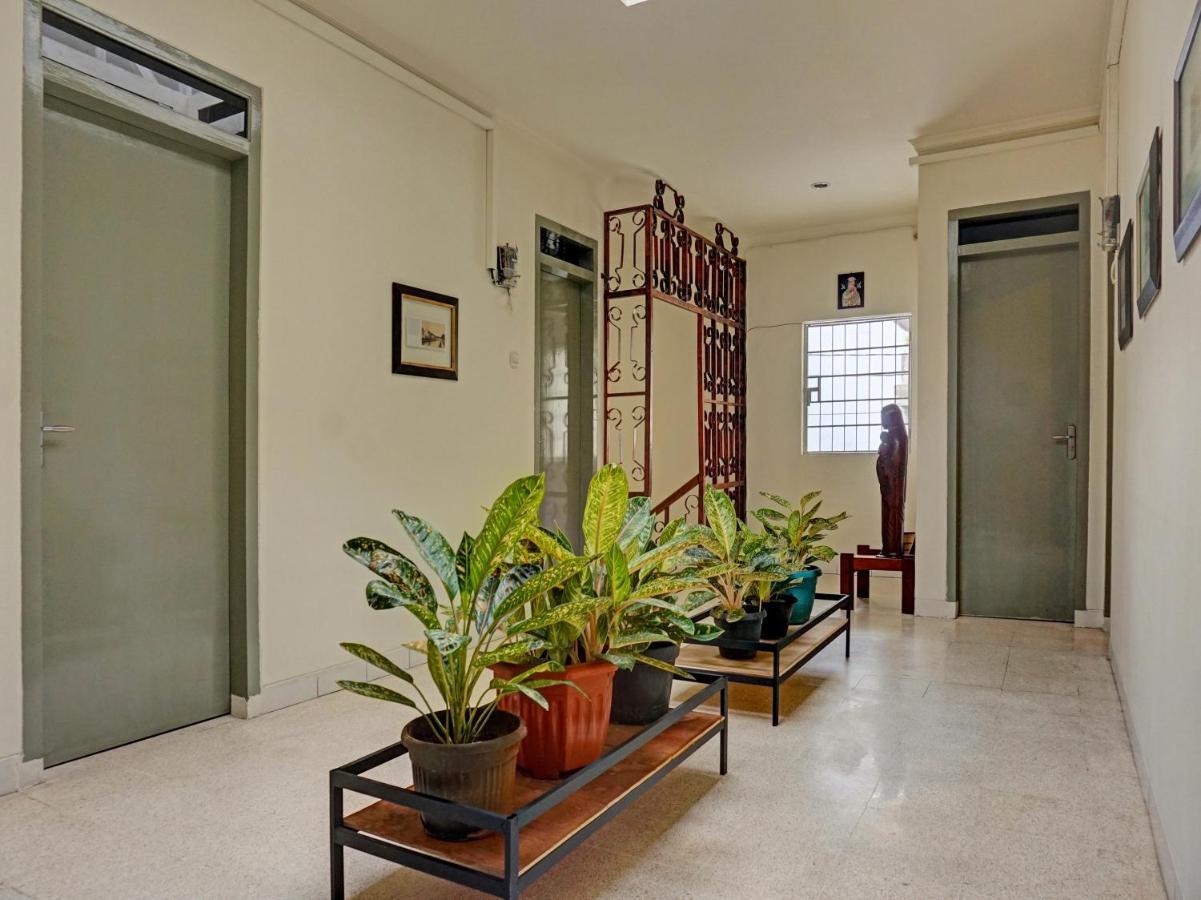 Oyo 91658 Luci'S House Ξενοδοχείο Τζακάρτα Εξωτερικό φωτογραφία