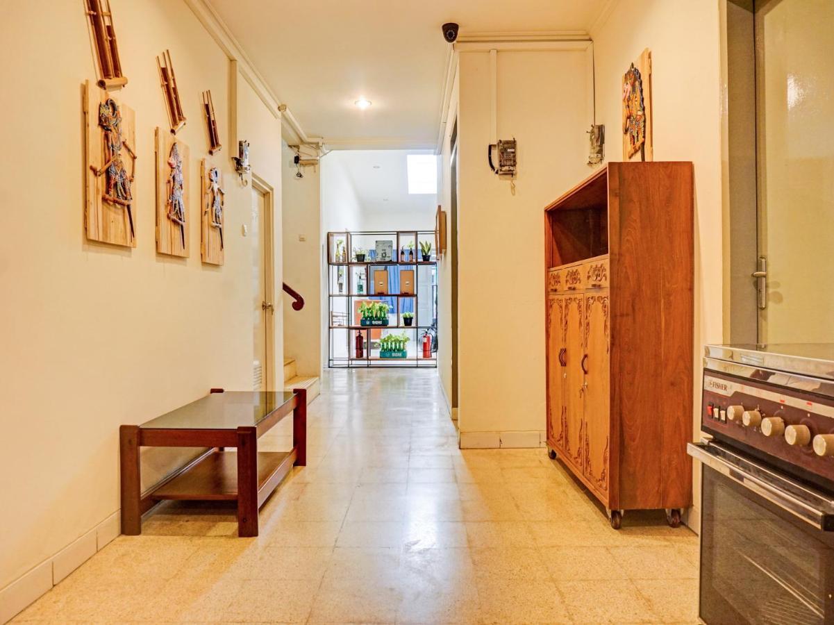 Oyo 91658 Luci'S House Ξενοδοχείο Τζακάρτα Εξωτερικό φωτογραφία