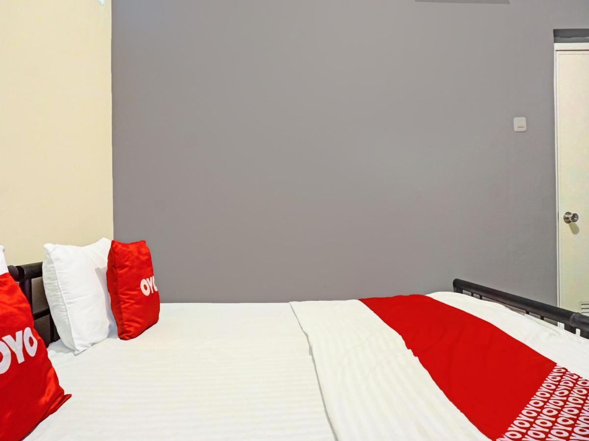Oyo 91658 Luci'S House Ξενοδοχείο Τζακάρτα Εξωτερικό φωτογραφία